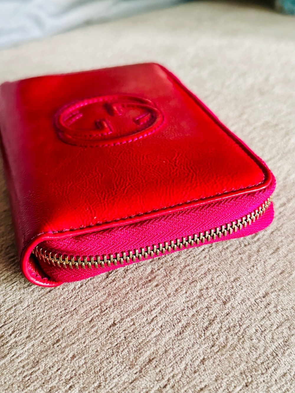 Gucci SoHo Medium Zip Around Wallet - Picture 9 of 12
